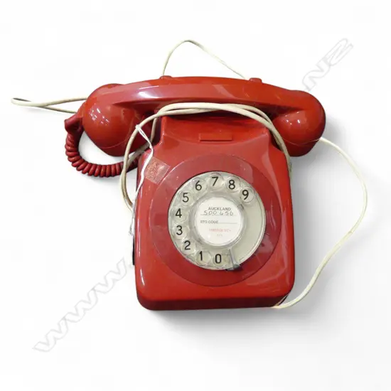 VINTAGE RED TELEPHONE 