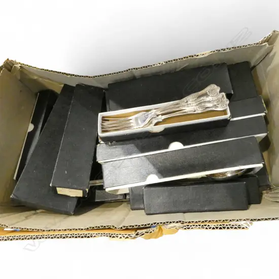 WEBBER & HILL KINGS PATTERN EP CUTLERY, BOXED