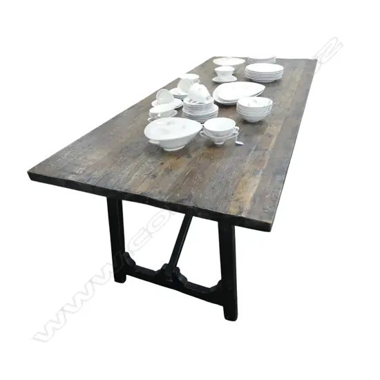 RUSTIC PLANK TOP TRESTLE TABLE 2200x910x765mm legs do fold