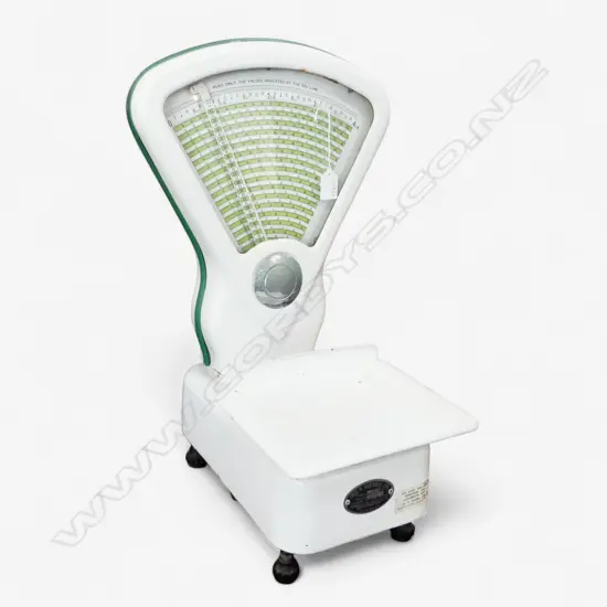 VINTAGE SCALES CHAS. W. BRECKNELL LTD H.550mm