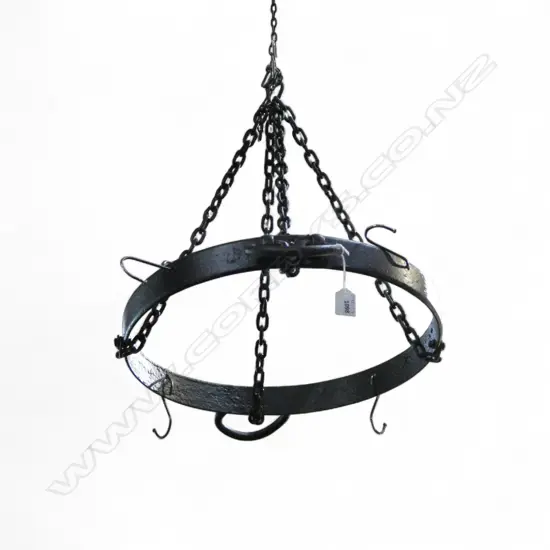 BLACK METAL POT HANGER 440mm dia
