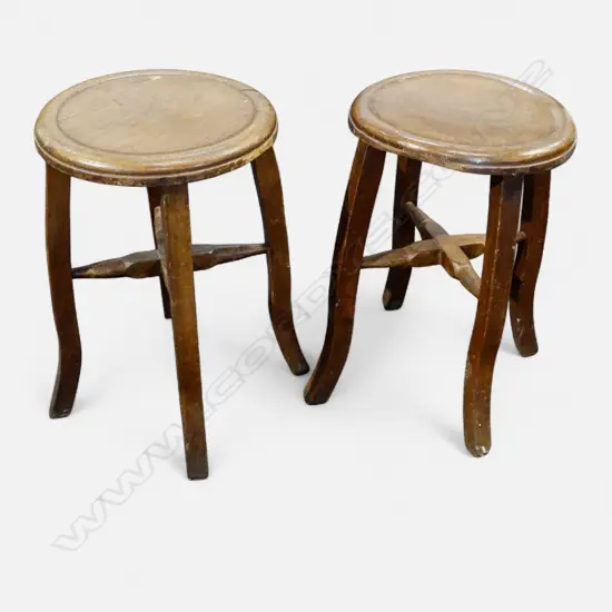 2 WOODEN STOOLS H.470mm
