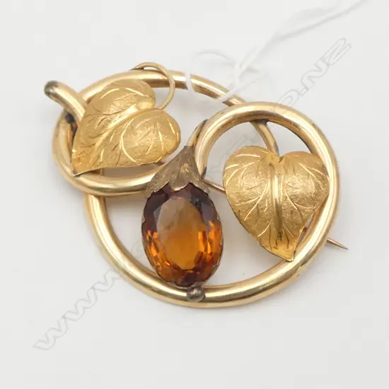 VINTAGE LARGE 9ct GOLD SCROLLING TENDRIL LEAF BROOCH w CITRINE 12.8gms 