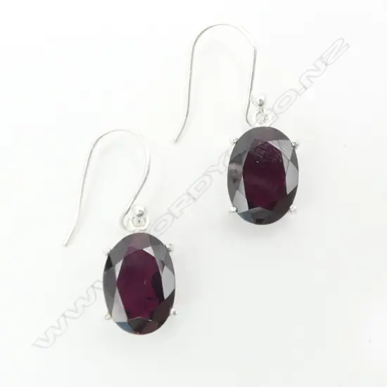 PR SILVER & GARNET EARRINGS