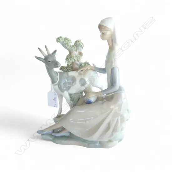 LLADRO FIGURE OF MILKMAID, H.250mm