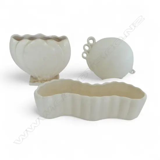 3 WHITE VASES; CROWN LYNN #106 W.285mm HAIRLINES, CROWN DEVON WALL VASE, CATHERINE ANSELMI T103 H.155mm