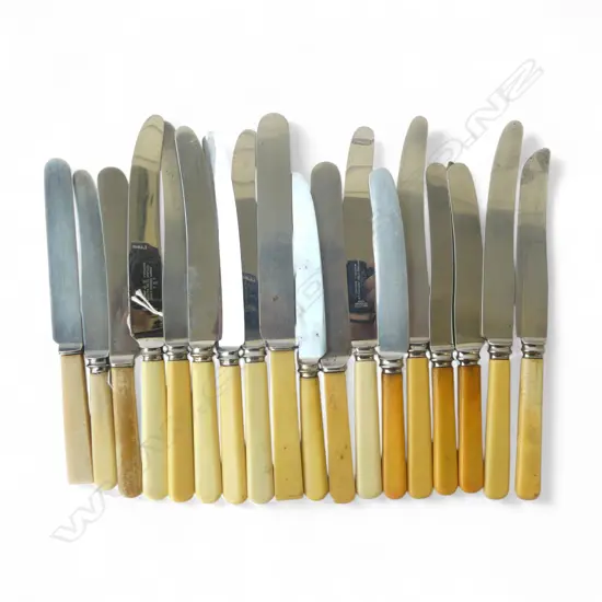 ASST. IVORINE 'BONE' KNIVES