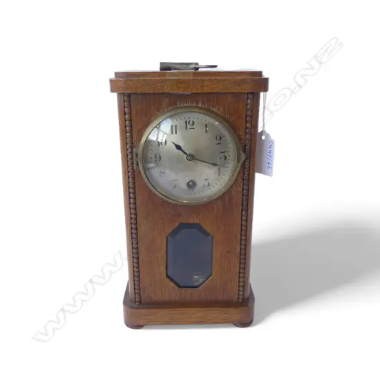 EDWARDIAN OAK DESK PENDULIUM CLOCK & KEY H210MM