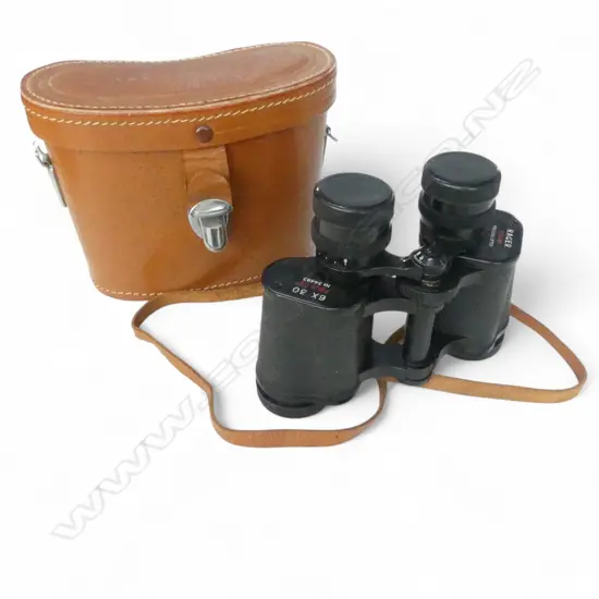 CASED PR RACER DELUXE 6x30 BINOCULARS