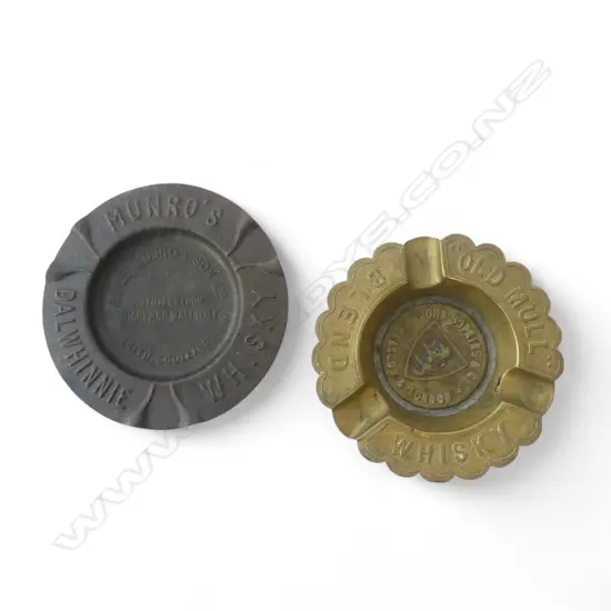 TWO ANTIQUE WHISKY ASHTRAYS – OLD MULL & MUNRO’S 