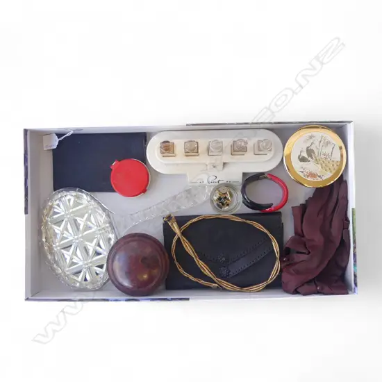  ASSTD. VINTAGE VANITY DRESSING TABLE ITEMS TRINKET BOXES ETC