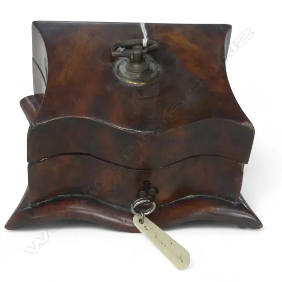 SMALL GEORGIAN FLAME MAHOGANY JEWEL BOX WITH KEY W.150mm Serpentine front