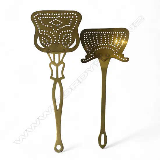 2 ANTIQUE BRASS SKIMMERS L.550mm