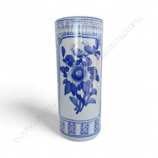 ORIENTAL B/W UMBRELLA STAND H.410mm