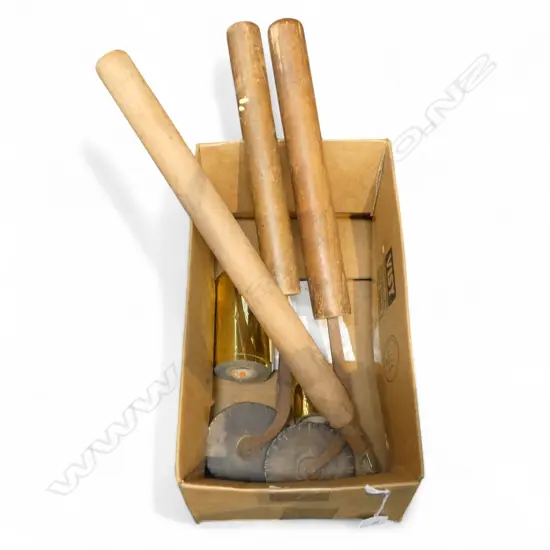 3 ANTIQUE EMBOSSING TOOLS + 2 ROLLS GOLD LEAF?