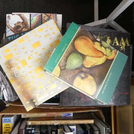 LG BOX ASST. DESIGN & ART BOOKS