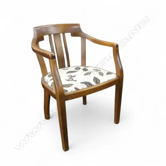 EARLY 20thC ARMCHAIR