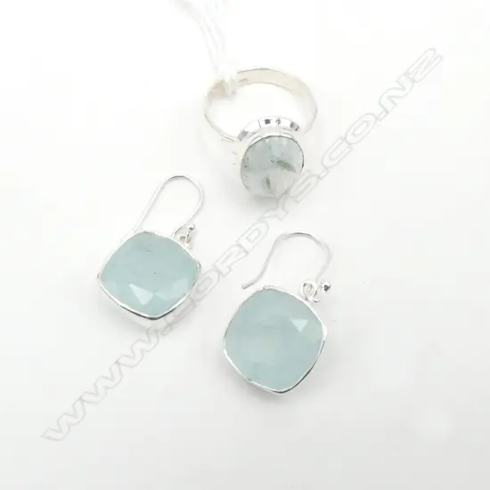 SILVER AQUAMARINE RING SIZE R & EARRING SET
