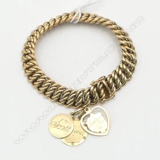 14ct gold MULTI CURB LINK WIDE CHAIN with 3 medallions 22.4gms