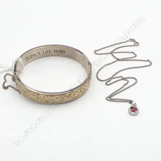 R/GOLD S/SILVER BRACLET & S/SILVER RED STONE PENDANT 24GMS