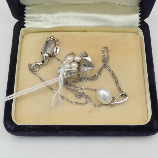 SAKATA SILVER & CULTURED PEARL BROOCH  WITH SILVER PEARL PENDANT