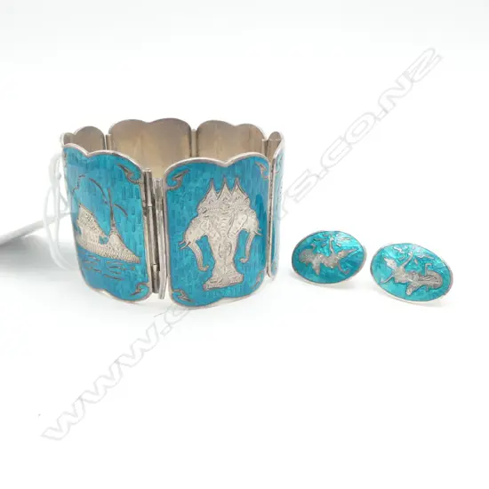SET OF THAI S/SILVER & BLUE ENAMEL BRACLET & EARINGS 83GMS ****now combined w lot 5*****