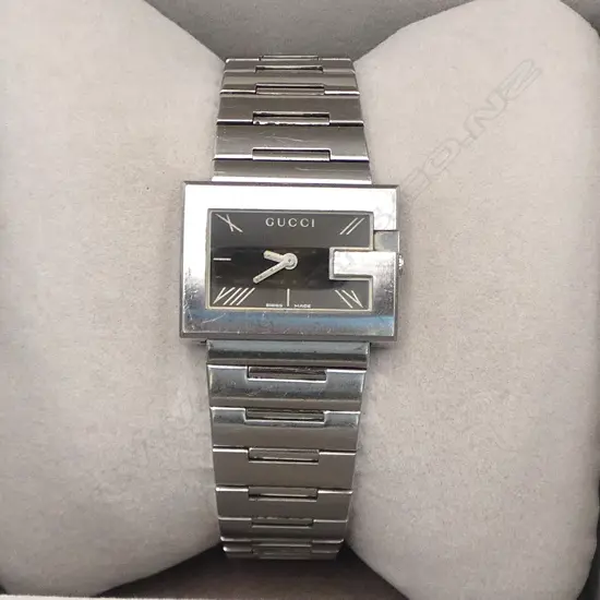 LADIES GUCCI G-SQUARE 100M WRISTWATCH, RUNNING, comes with box & booklet, med wrist size