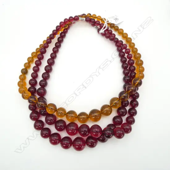 3 STRINGS CHERRY/COGNAC COLOURED GRADUATING BEADS