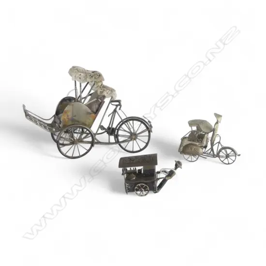 3 MINITURE MODELS STREET CART H55MM & 2 RICKSHAWS 230MM LARGEST