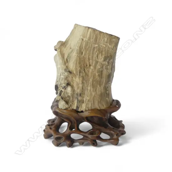 OLD CHINESE 'PETRIFIED WOOD' SCHOLARS ROCK H.175mm on carved stand