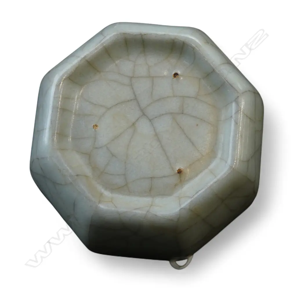 SONG DYNASTY STYLE CUP, CRACKLE GLAZE H.45mm, 75mm dia Image 1++