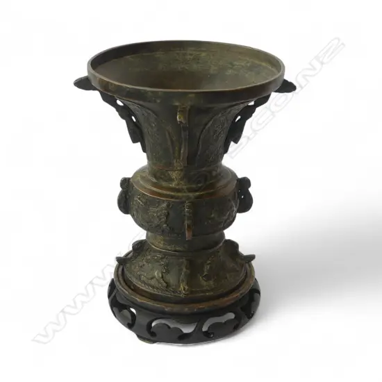 CHINESE BRONZE GU SHAPE VASE H.210mm