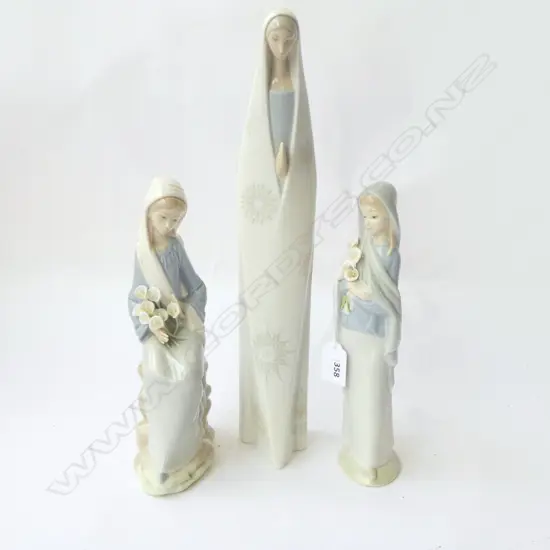 3 LLADRO FIGURES H.350mm faults to flowers