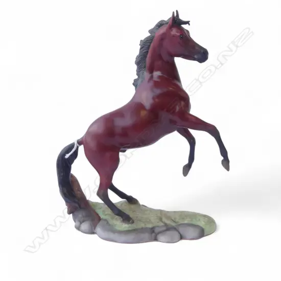 FRANKLIN MINT CHINA REARING HORSE ORNAMENT H240MM