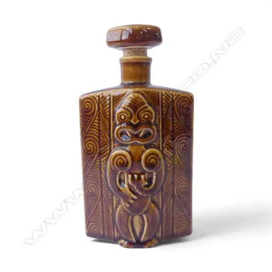 PARKER POTTERY for LINCOLN WINES TANGATA BOTTLE H.220mm