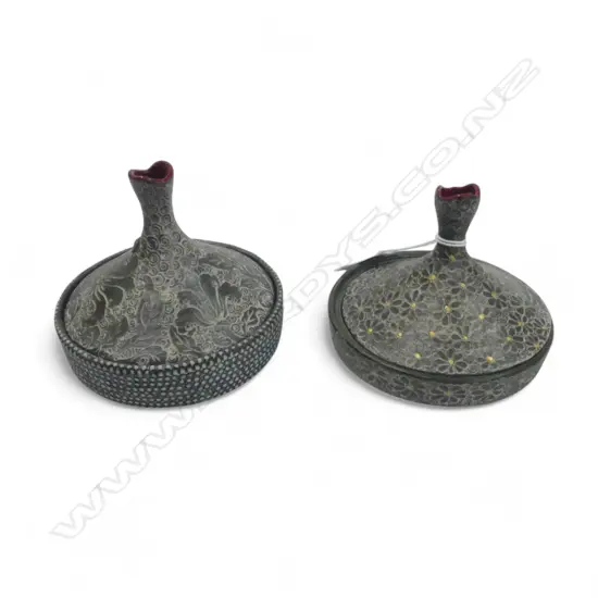 TWO KEUM SUN LEE TANGINE TRINKET BOXES, Dia.100 x 80mm