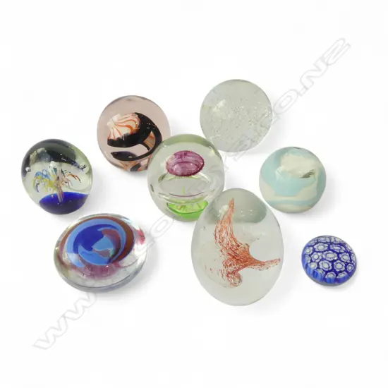 8 GLASS PAPERWEIGHTS H.120mm