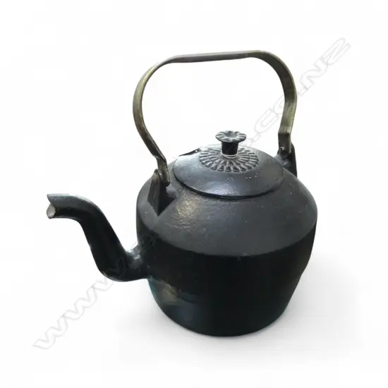 CAST IRON TEAPOT H.290mm