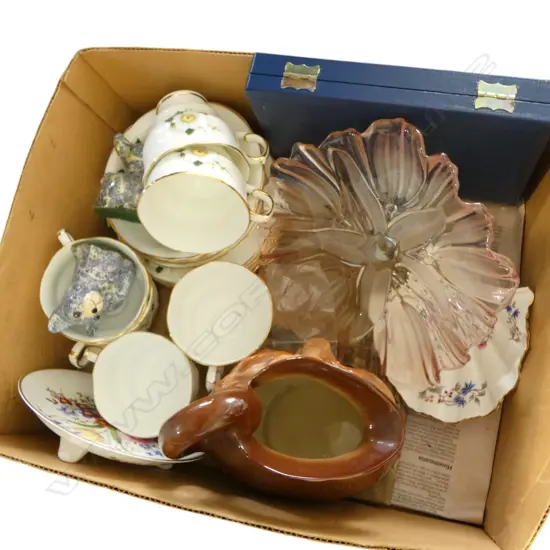 ASST CHINA Incl. N.Z. WILDFLOWER SPOON COLLECTION