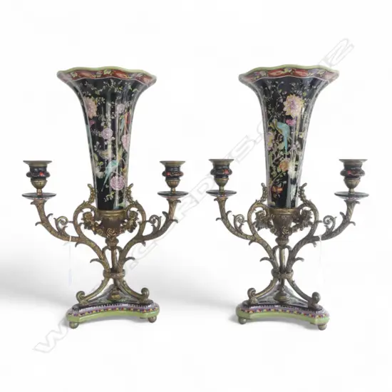 A PAIR OF FRENCH STYLE PORCELAIN AND BRASS CANDLEABRA  AND VASE DEPICTING PARROTS AND FOILAGE 490 M (H)