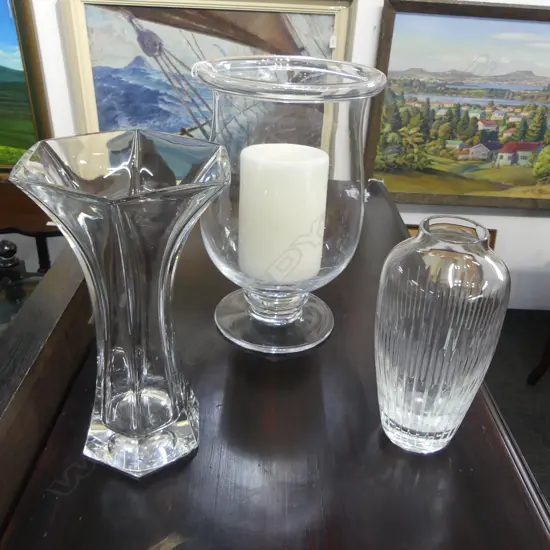 3 GLASS VASES H.300mm