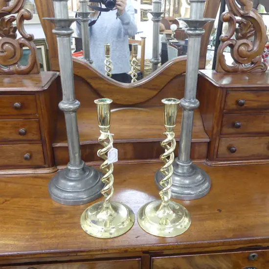 2 PRS METAL CANDLESTICKS H.490 / 300mm