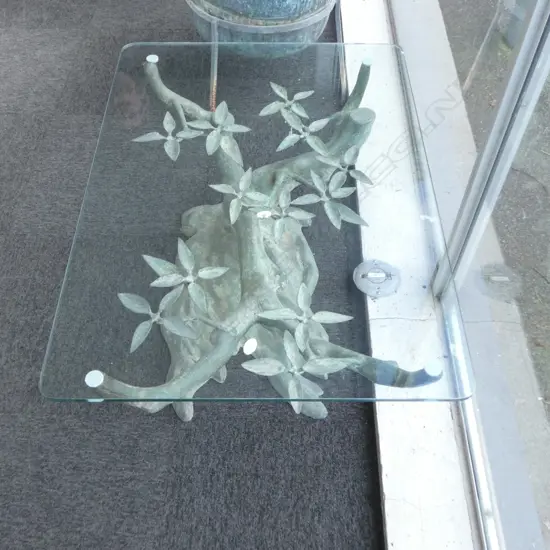 GLASS TOP COFFEE TABLE 900x650x415mm TREE LIKE METAL BASE w. VERDIGRIS FINISH