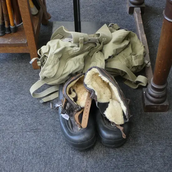 CANVAS BAG + PR 'U.S. AIR FORCE' BOOTS