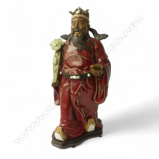 LGE CHINESE SHIWAN POTTERY SCULPTED STONEWARE COURT OFFICAL well modelled expressive features. H.660mm. 