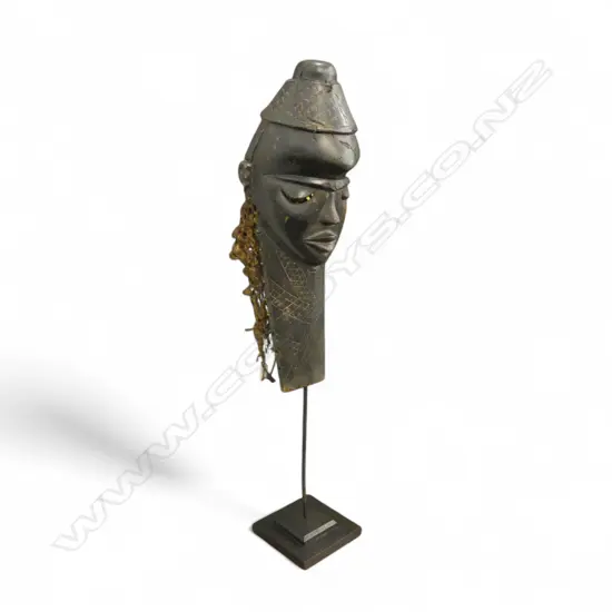 AFRICAN TRIBAL MASK ON STAND H.1100mm