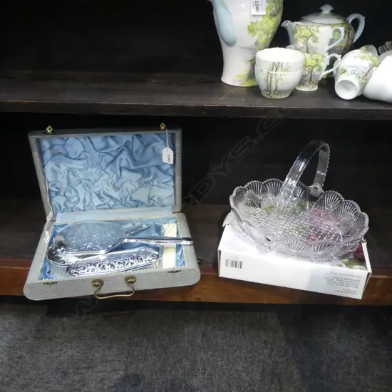 BOXED MIKASA & EP VANITY SET 