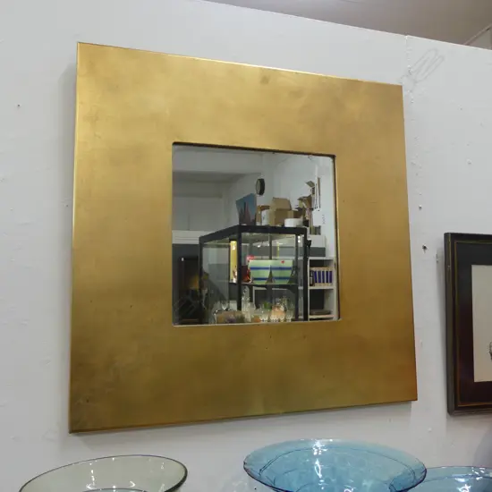 MIRROR w. GOLD FRAME 675x675mm