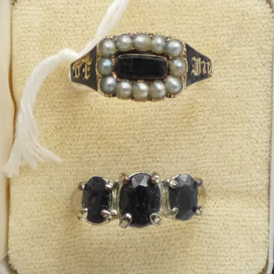 19THC 9ct GOLD MOURNING RING  SIZE N1/2  3.18gms (faulted) AND A COSTUME RING