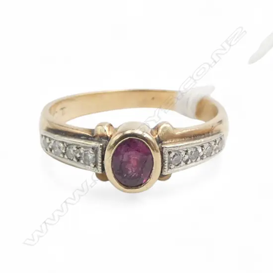 9CT GOLD RUBY AND DIAMOND RING 3gms SIZE N